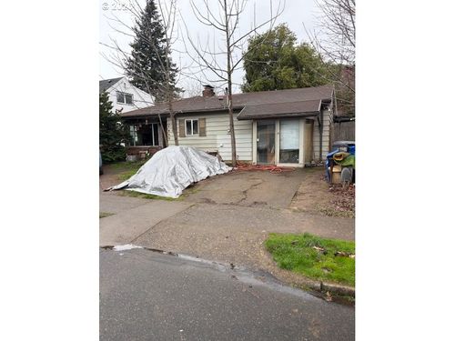 7955 Se Center St, Portland, OR, 97206-3329 | Card Image