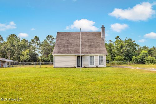 18053 Mustang Pl, Gulfport, MS, 39503-9378 | Card Image