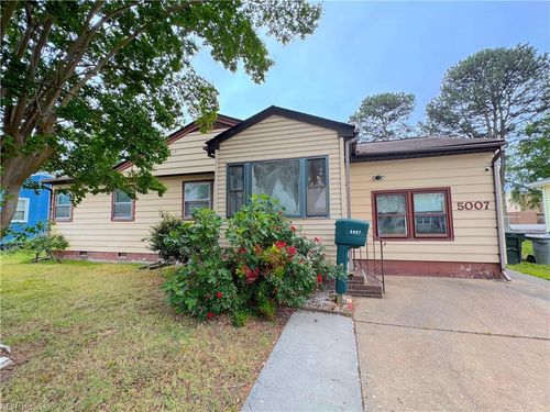 5007 Hazelwood Rd, Hampton, VA, 23605-1409 | Card Image