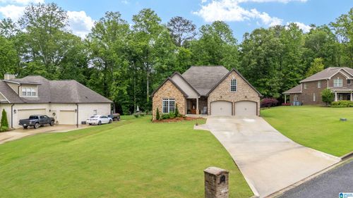 17 Ashbury Dr, Warrior, AL, 35180-1179 | Card Image