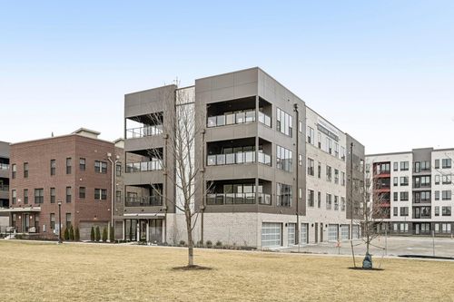 302-270 Dickenson St, Columbus, OH, 43215-2202 | Card Image