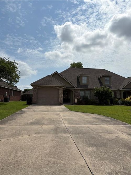 b-42114 Gardens Blvd, Hammond, LA, 70403-1376 | Card Image