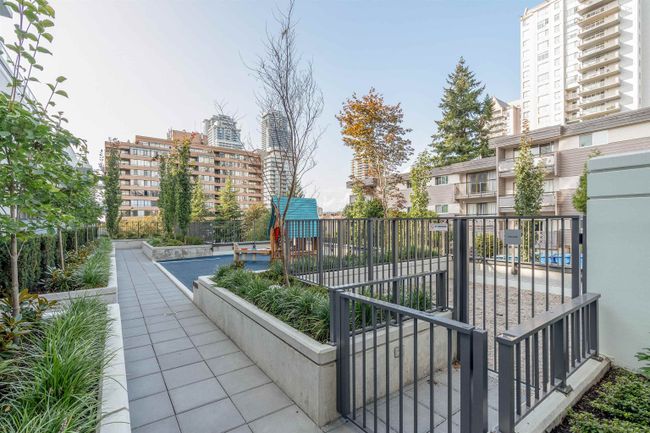 803 - 555 Sydney Avenue, Condo with 1 bedrooms, 1 bathrooms and 1 parking in Coquitlam BC | Image 14