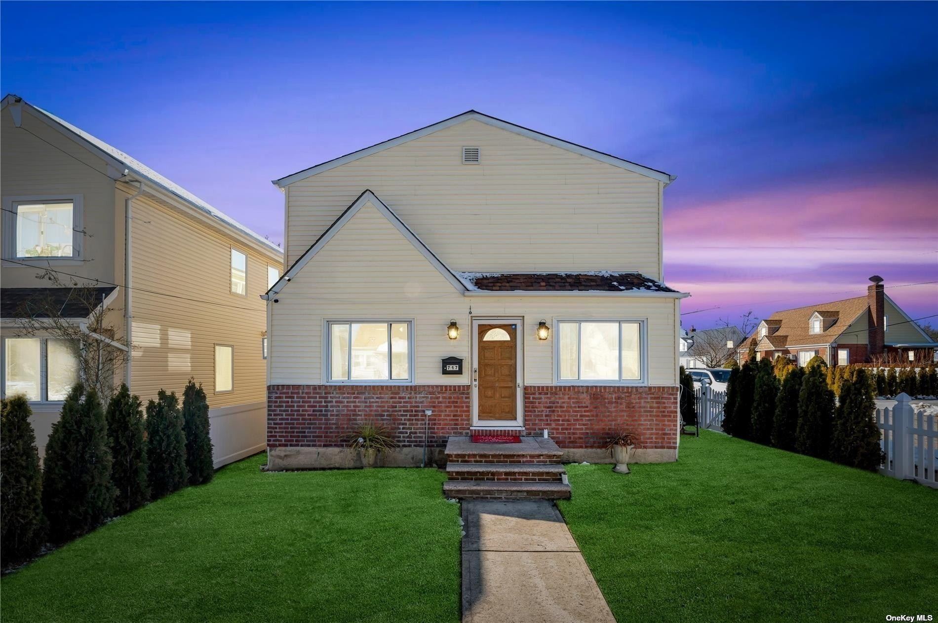 5th St, New Hyde Park, NY 11040