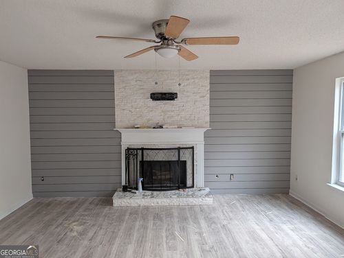 4047 Arnolds Mill Opas, Douglasville, GA, 30135-4350 | Card Image