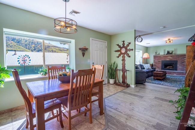 305 3 Rd St, House other with 2 bedrooms, 2 bathrooms and null parking in Juliaetta ID | Image 12