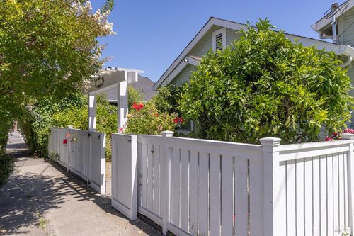 1317 C Street, Napa, CA, 94559 | Card Image