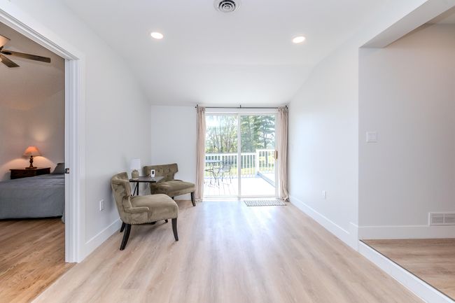 UNIT-1 - 1319 W Textile Rd, Home with 2 bedrooms, 1 bathrooms and null parking in Ann Arbor MI | Image 5