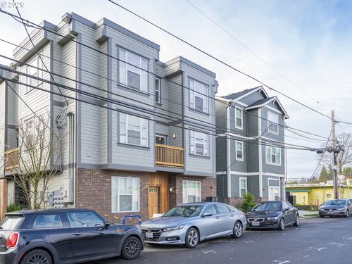 436 Ne Stafford St, Portland, OR, 97211-2862 | Card Image