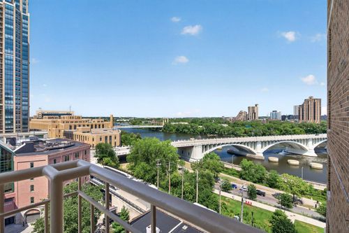 1023-401 S 1st St, Minneapolis, MN, 55401-2567 | Card Image