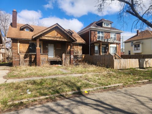 3226 Columbus St, Detroit, MI, 48206-2302 | Card Image