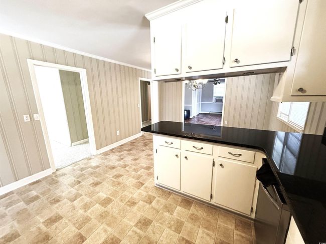 1803 School Dr, House other with 2 bedrooms, 1 bathrooms and 3 parking in Scranton SC | Image 8