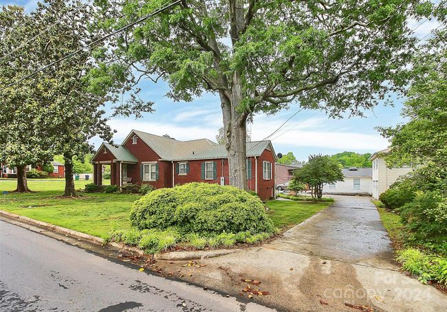Driveway | Image 35