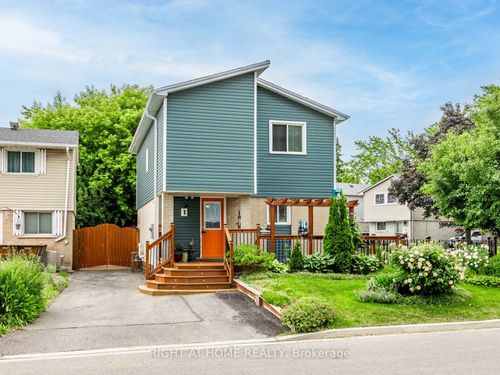 1 Jeffrey St, Brampton, ON, L6S2M9 | Card Image