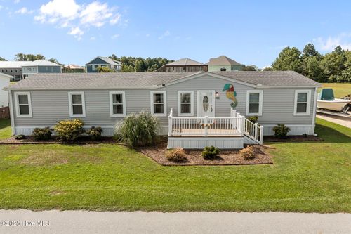 405 Blue Goose Ln, Newport, NC, 28570-8050 | Card Image