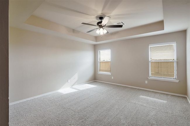 2024 W Black Powder Way, House other with 4 bedrooms, 2 bathrooms and null parking in Mustang OK | Image 15