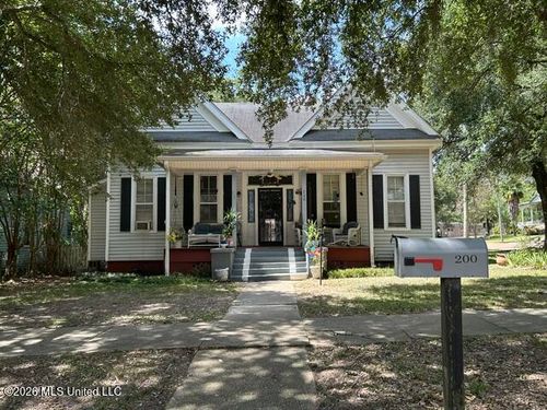 200 Magnolia Street, Magnolia, MS, 39652 | Card Image