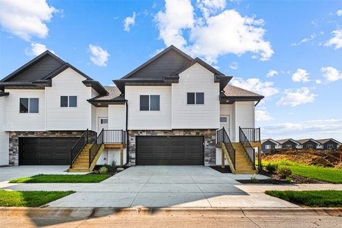 1658 Aspen Ct, North Liberty, IA, 52317-6000 | Card Image