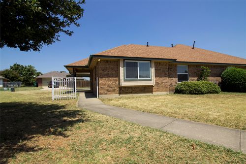 3133 Cedar Hill St, Denton, TX, 76209-8350 | Card Image