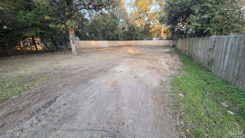 6410 Skyline Dr, Milton, FL, 32570-3405 | Card Image