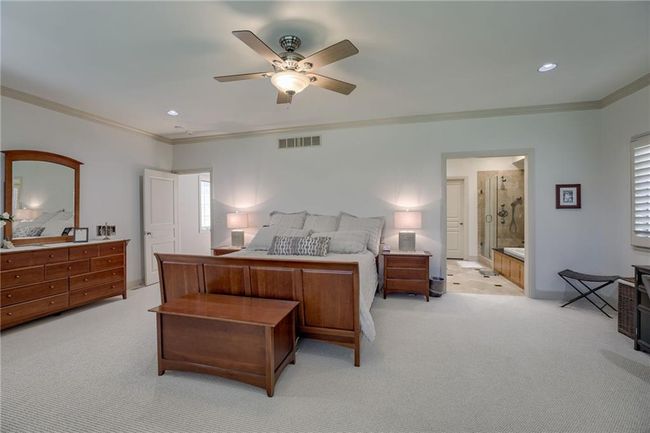 9717 Overbrook Rd, House other with 5 bedrooms, 5 bathrooms and null parking in Leawood KS | Image 17