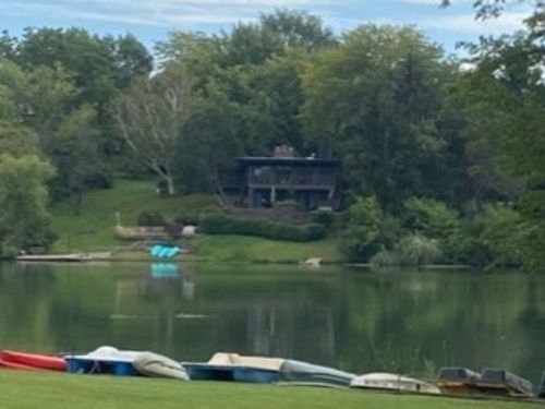 27094 W Lakeview Dr S, Lake Barrington, IL, 60084-2338 | Card Image