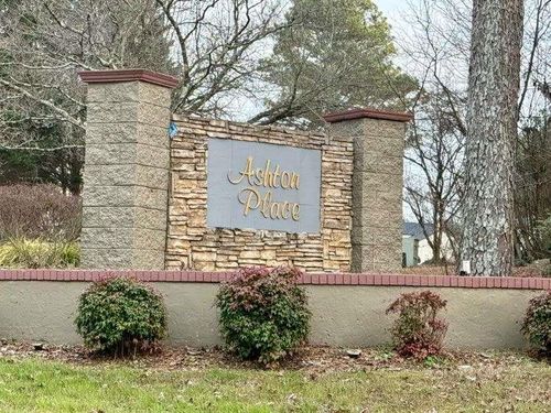 1990 Surrey Hill Cir, Lawrenceville, GA, 30044-6034 | Card Image