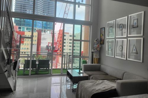 apt-644-244 Biscayne Blvd, Miami, FL, 33132-2327 | Card Image