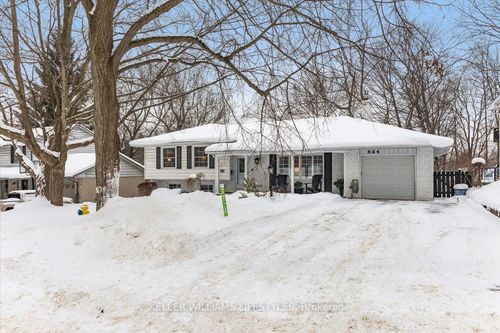 824 Manchester Road, London North, ON, N6H4J6 | Card Image