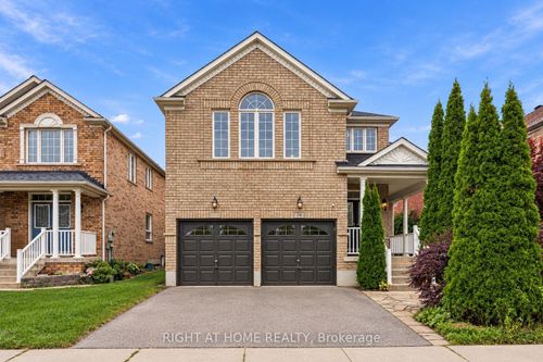 34 Dring St, Ajax, ON, L1T4Y3 | Card Image