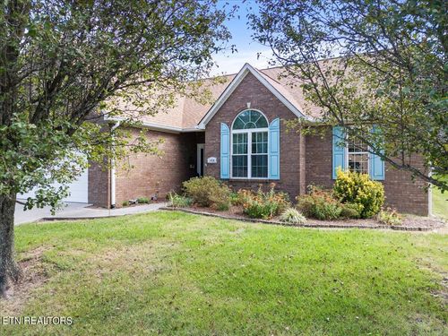 1434 Paxton Dr, Knoxville, TN, 37918-8023 | Card Image