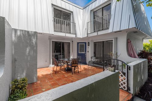 1-106 Linda Ln, Palm Beach Shores, FL, 33404-6267 | Card Image