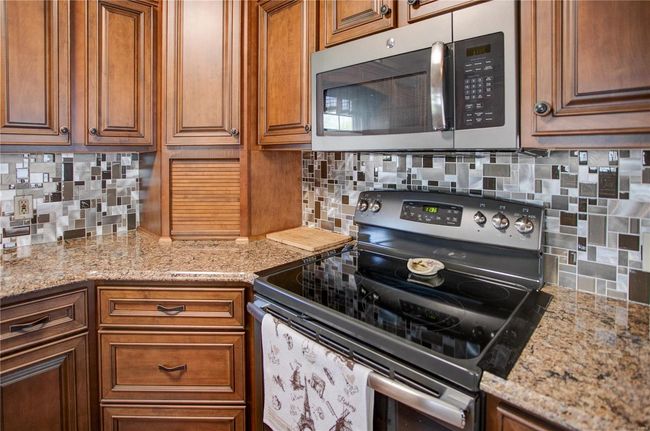 708 N Giddings Ave, House other with 3 bedrooms, 2 bathrooms and 2 parking in Jerseyville IL | Image 26