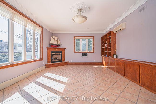 76 Cote Des Neiges Rd, House other with 2 bedrooms, 2 bathrooms and 2 parking in Nepean ON | Image 11
