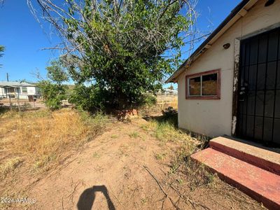 709 N San Manuel Avenue, House other with 2 bedrooms, 1 bathrooms and null parking in Mammoth AZ | Image 1