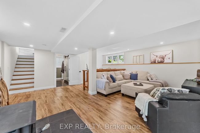 33202 Back St, House other with 3 bedrooms, 2 bathrooms and 4 parking in Iona Station ON | Image 17