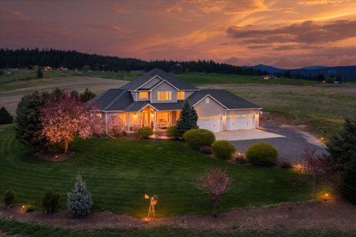 9903 E Peone Landing Ln, Mead, WA, 99021-5025 | Card Image