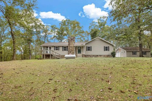 220 Benefield Dr, Attalla, AL, 35954-4904 | Card Image
