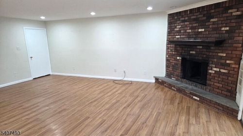 306 Shore Dr, Montague, NJ, 07827 | Card Image