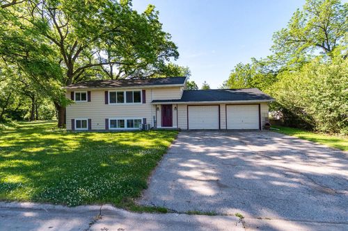 402-400 Derek Avenue, Holmen, WI, 54636 | Card Image