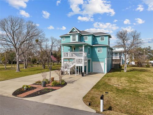 114 Baywood St, Shoreacres, TX, 77571-7315 | Card Image