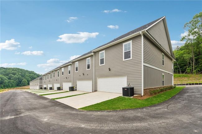 2546 Harbor View Ct, Townhouse with 4 bedrooms, 3 bathrooms and null parking in Gainesville GA | Image 16