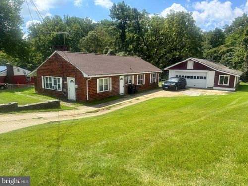 5115 S Barnaby Road, Temple Hills, MD, 20748 | Card Image