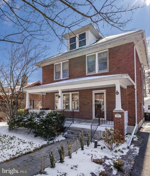 818 W Beaver Ave, STATE COLLEGE, PA, 16801-3922 | Card Image