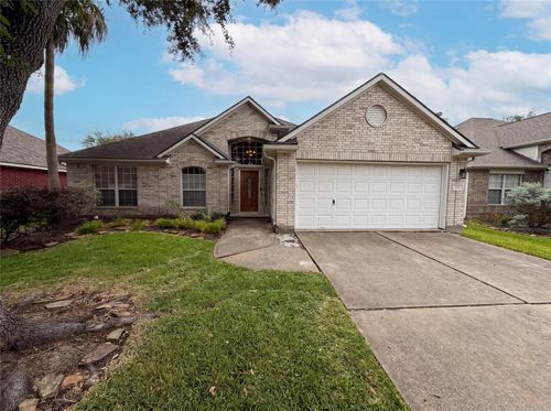 208 Green Cedar Dr, League City, TX, 77573-0843 | Card Image