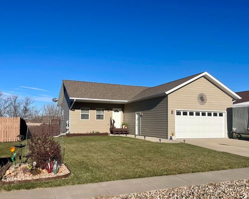 680 South St, Whitewood, SD, 57793-6001 | Card Image