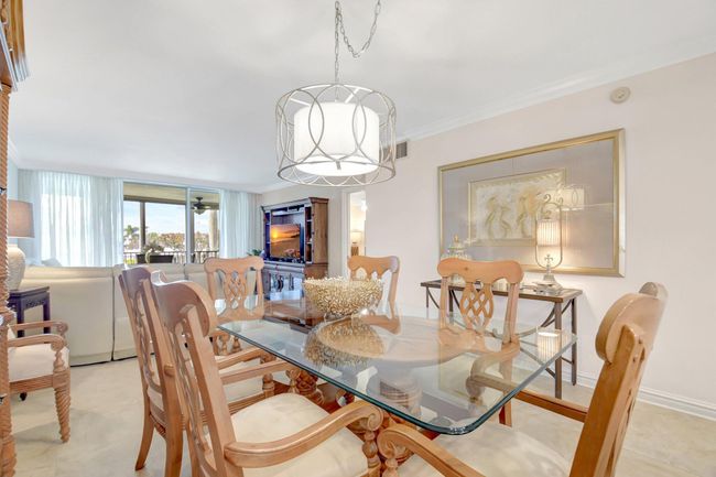 APT-214B - 3224 S Ocean Blvd, Condo with 2 bedrooms, 2 bathrooms and null parking in Highland Beach FL | Image 11