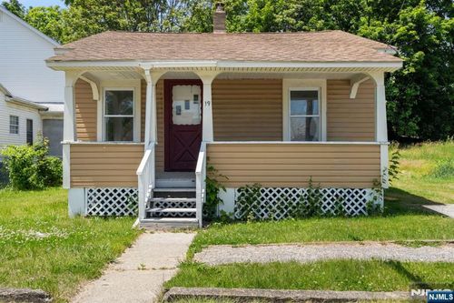 21-19-21 John Wilton St, Franklin, NJ, 07416-1558 | Card Image