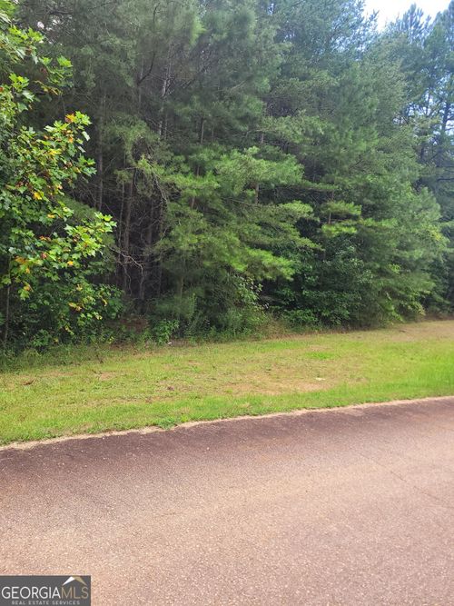 175 Gregory Dr, Martin, GA, 30557-2300 | Card Image