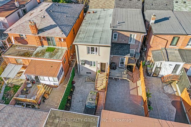 77 Millicent St, Home with 7 bedrooms, 3 bathrooms and null parking in Toronto ON | Image 33
